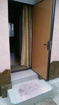 Rent a 1-bedroom kom.dom with all amenities on the ground in
