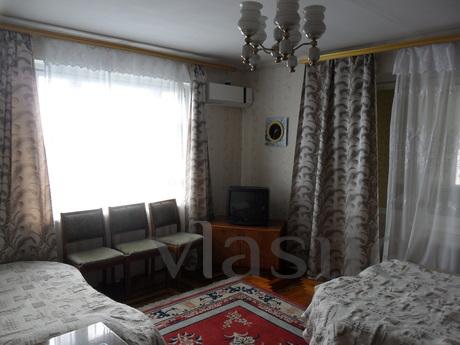 One bedroom, 7 minutes from the sea, Koreiz - mieszkanie po dobowo