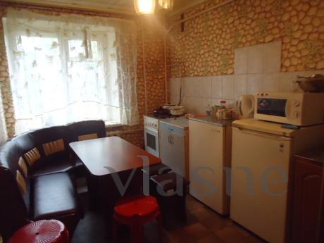 Rent 2-bedroom apartment, st Yureva, 13, Smolensk - apartment by the day