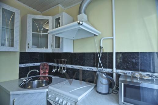 Bright 3-bedroom on Belarus (027), Moscow - günlük kira için daire