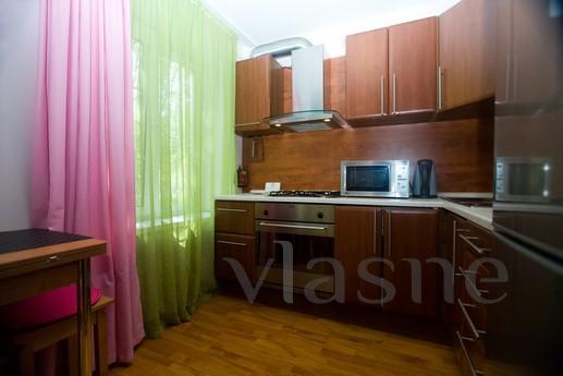 2-bedroom apartment in the Belarusian, Москва - квартира подобово