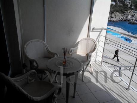 Rent apartments - LUX (Balaclava), Foros - apartment by the day