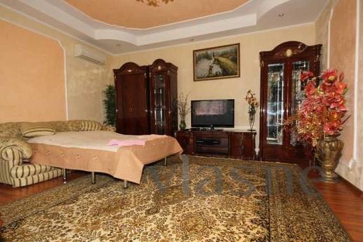 Mini-hotel 'Paradise', Yalta - mieszkanie po dobowo