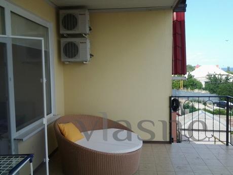 Short term rent of a large comfortable house overlooking the