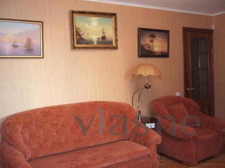 Cozy 2 . overlooking the sea, Feodosia - apartment by the day