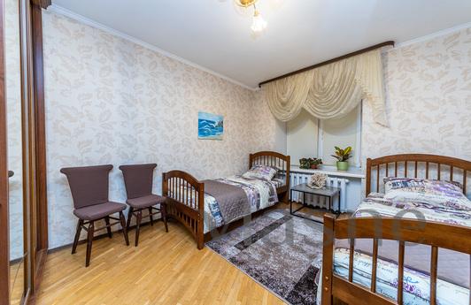 Cozy 3-room apartment. m Osokorki 5 min., Kyiv - günlük kira için daire