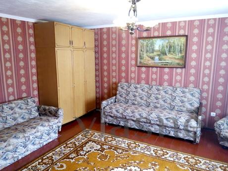 Kiralık bir ev kirala, Mirgorod - günlük kira için daire