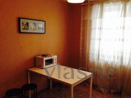 Spacious apartment in a new house, Novokuznetsk - günlük kira için daire