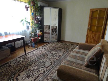 2 bedroom apartment, Feodosia - apartment by the day