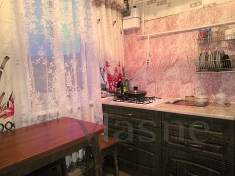 SELL 2 com. sq. in the center of Feodosi, Feodosia - apartment by the day