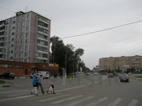 2 BR. apartment in the center without th, Orekhovo-Zuevo - günlük kira için daire
