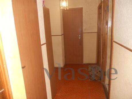 Rent 2-bedroom apartment with garage, Yalta - mieszkanie po dobowo