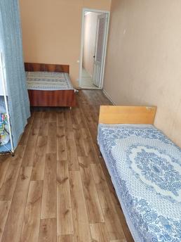 I'll rent my cottage in Ilyichevsk (Bugova), three floors. O