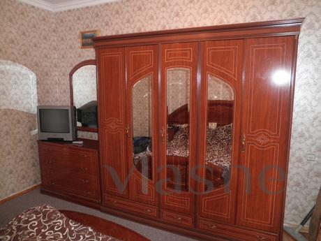apartment in the center, Alushta - apartment by the day