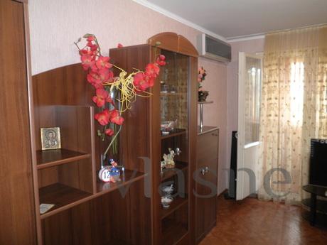Normal studio in the resort, Alushta - apartment by the day