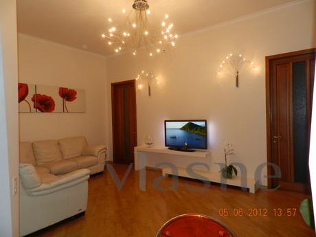 Modern apartment in the historic center of the city, conveni
