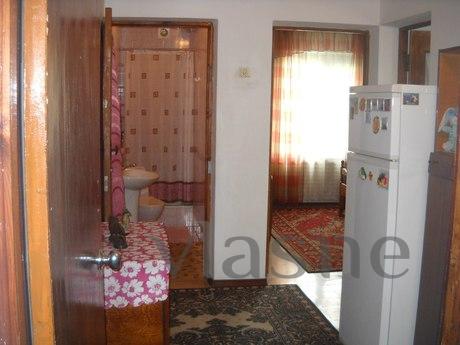 The rooms of economy class, near the sea, Sudak - apartment by the day