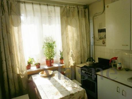 The apartment is in the center of Berdya, Berdiansk - apartment by the day