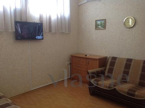Cozy home in 3 minutes from the sea, Alushta - apartment by the day