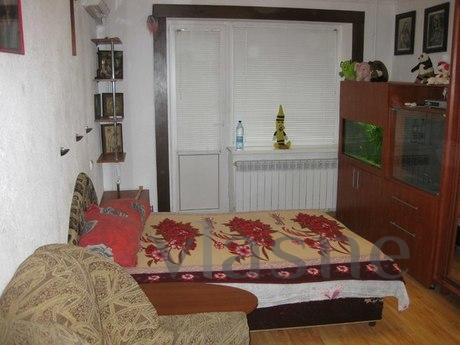 Rent your two-bedroom apartment in Yalta. Str. Perekops'ka. 