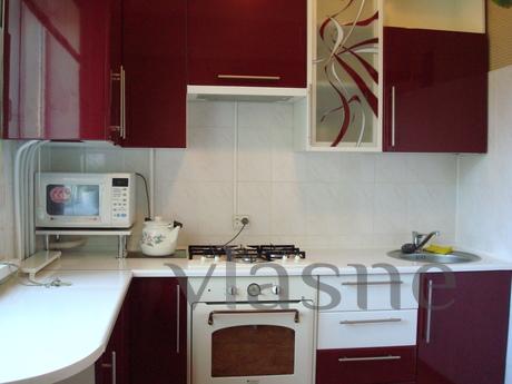 Cozy 2 bedroom apartment on the Gold, Feodosia - apartment by the day