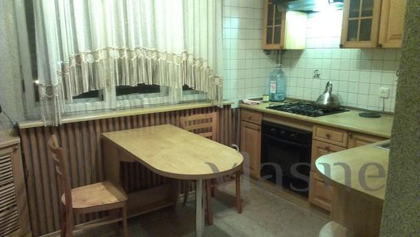 Good 3-room apartment, caravan, Duffy., Kharkiv - mieszkanie po dobowo