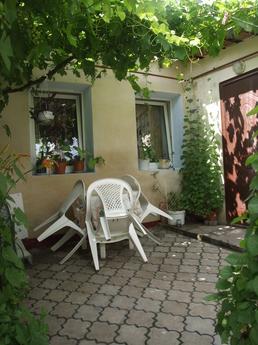I rent a house by the sea in Yalta., Yevpatoriya - apartment by the day