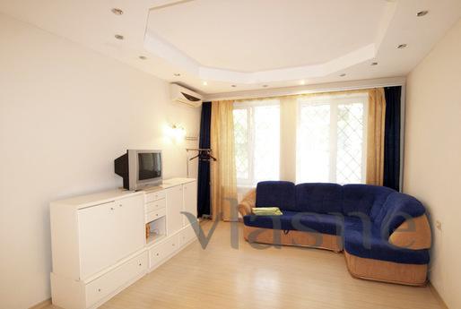 The apartment is in a better place to stay in Yalta. The pro