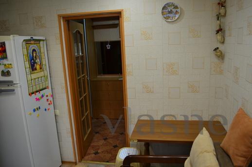 1 oda kiralayın. metrekare deniz kenarın, Chernomorsk (Illichivsk) - günlük kira için daire