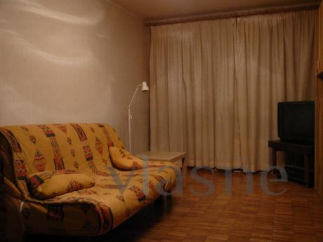 Rent one-bedroom apartment (18m +12 m room, kitchen 7m) 5 mi