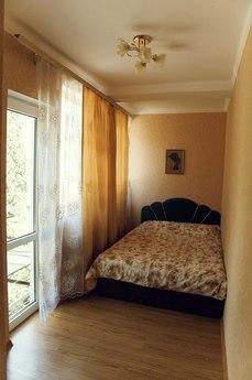 4-bedroom apartment in the center of Yal, Yalta - günlük kira için daire