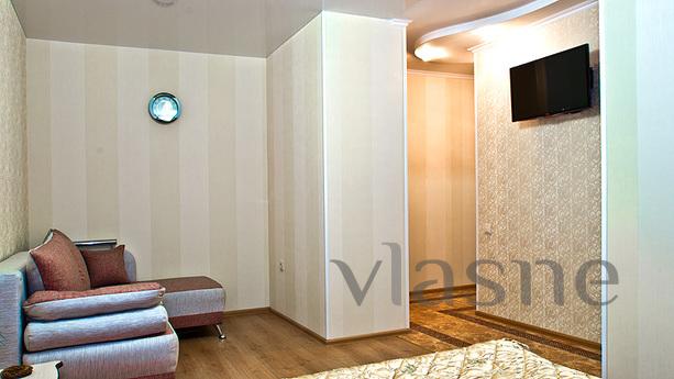 Rent one-room apartment in the center., Sevastopol - apartment by the day