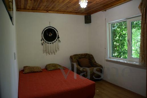 Alupka is a quiet place in the Crimea. Accommodation in cott