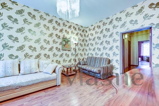 Daily 03 Наб. rivers Moika d 27-27, Saint Petersburg - apartment by the day