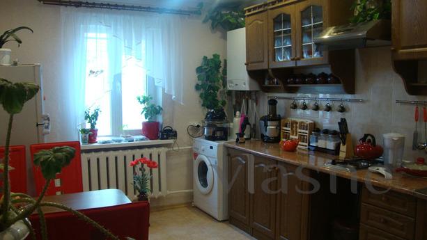 Guest house '' Poppies, Feodosia - apartment by the day