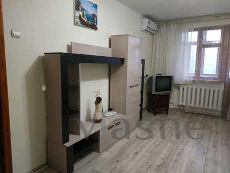 Daily rent 2 com. apartment st. Gagarina 12, Streletskaya Ba