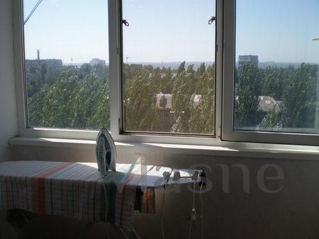 apartment near the sea, Berdiansk - apartment by the day