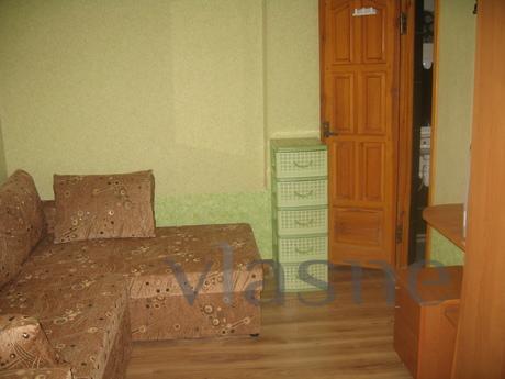 Rooms in a private home center, 7 minute, Yevpatoriya - apartment by the day