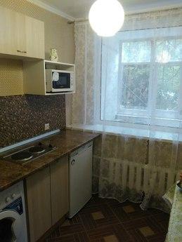 Apartment new renovated, Orenburg - günlük kira için daire