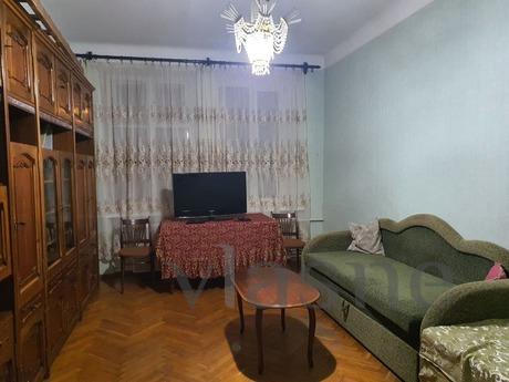 2-room apartment in the center, Ukraine, Zaporizhzhia - apartment by the day