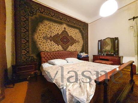 I will rent a 2-room apartment in the center of Ukraine, the
