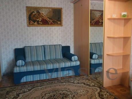 Comfortable, well-maintained 1-bedroom a, Belgorod - günlük kira için daire