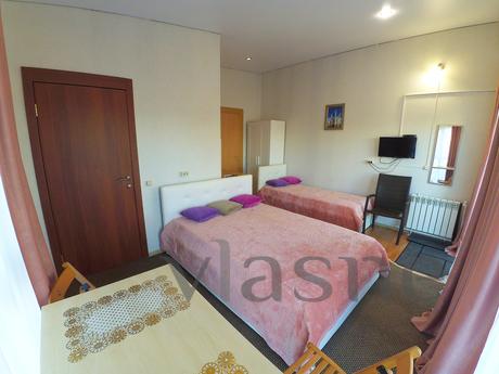 3-bed suite with a balcony, Kazan - günlük kira için daire