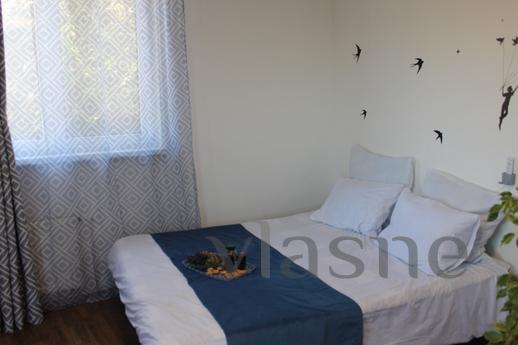 Studio apartment on Pobeda, Sevastopol - günlük kira için daire