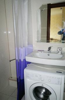 Excellent one-bedroom apartment for rent, Kemerovo - günlük kira için daire