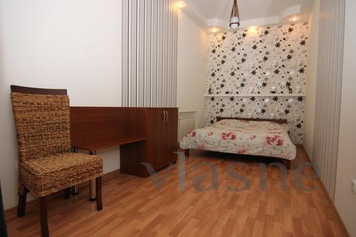 Deribasovskaya 3 min 2 separate bedrooms, Odessa - günlük kira için daire