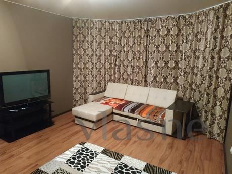 1k for rent in the area of Crystal Cryst, Tyumen - apartment by the day