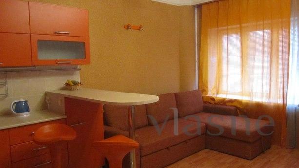 Luxury studio in the heart of the city, Tyumen - apartment by the day