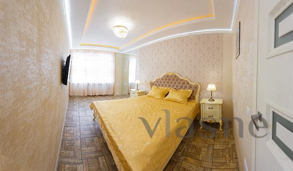 Pobedy pl. Lüks 2 odalı daire., Kyiv - günlük kira için daire