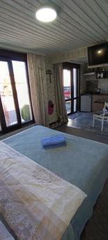 Номер студіо розташований на першому поверсі.

Номер для дво